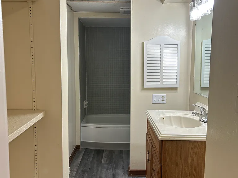 Third bedroom full bathroom