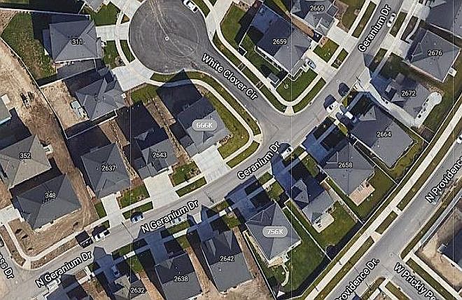 2nd image of 2517 Mead Way