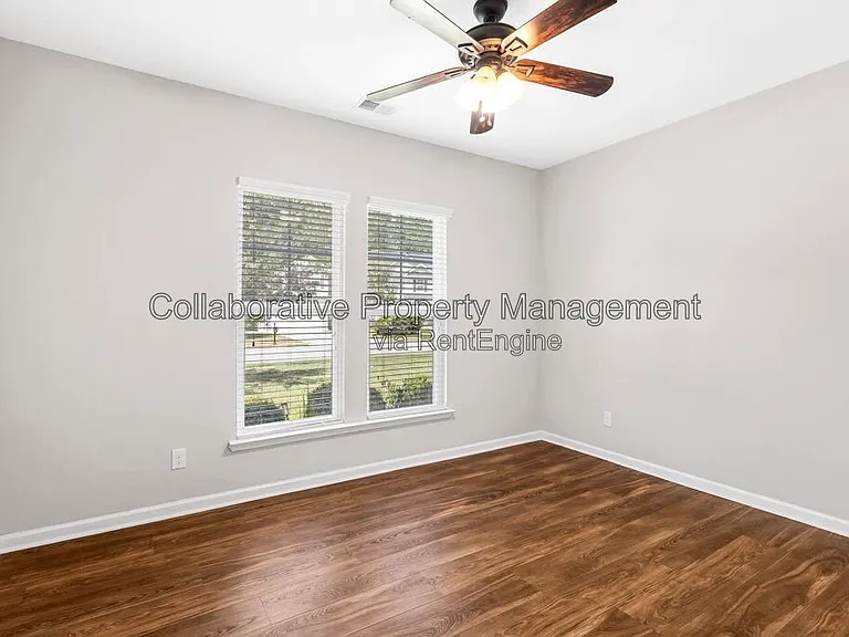 105 Richmond Walk Dr — Photo 8