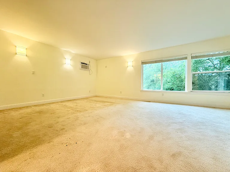 15798 Alta Vista Way — Photo 38