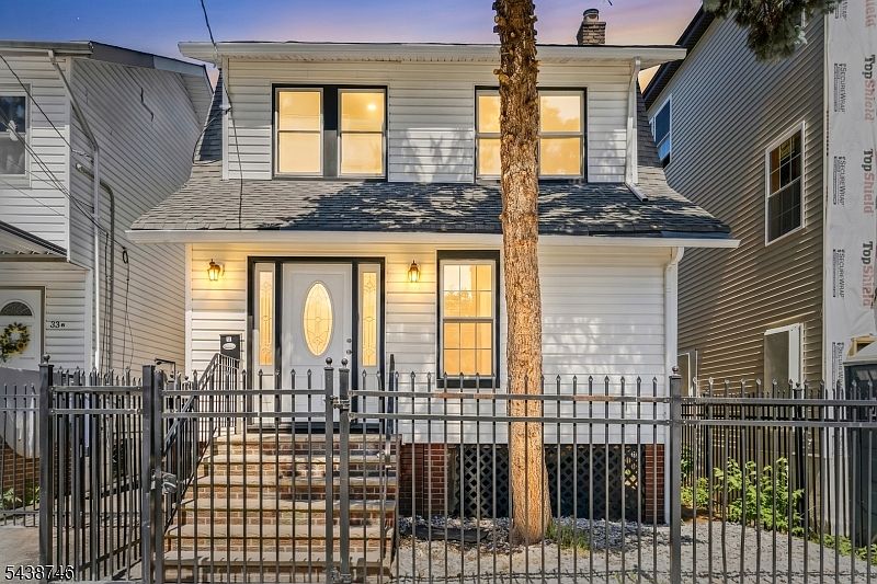 1st image of 35 Grand Ave