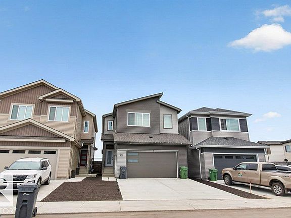 2nd image of 371 Bluff Cv