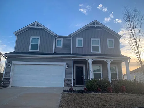 393 Pewter Cir Photo 1