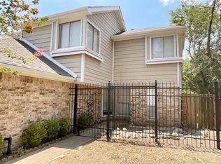 3643 Storm Creek Dr, Houston, TX 77088