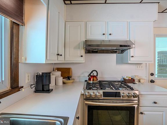 5th image of 3 Fenimore Rd