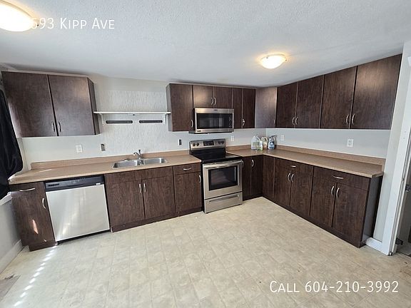2nd image of 45593 Kipp Ave