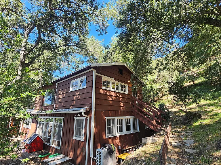 9710 Mistletoe Rd #A — Photo 1