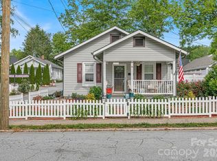 36 S Oaklawn Ave, Brevard, NC 28712