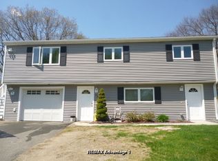 52 Trahan Ave, Worcester, MA 01604