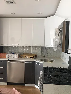 Sold by Starealty Estate LLC | media 17