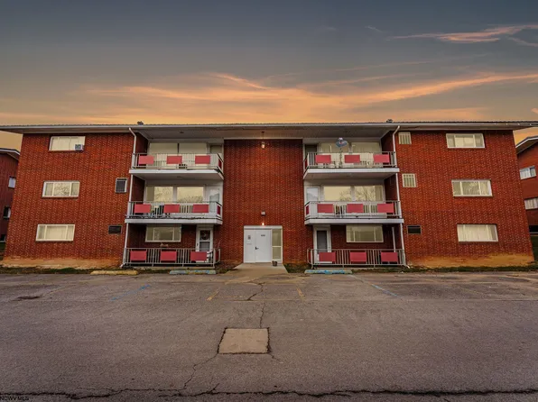 4204 Mountainview Rd, Morgantown, WV 26501