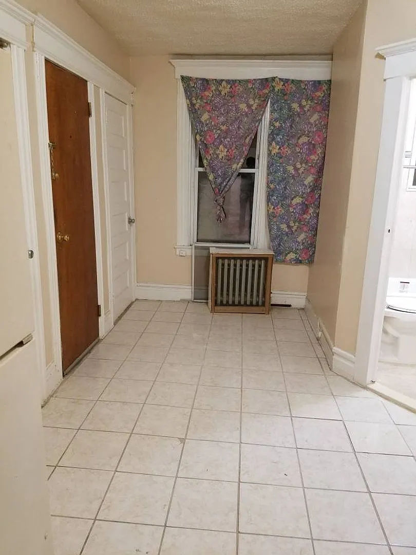 91 S Munn Ave — Photo 1