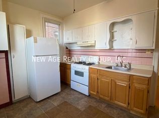 453 S 60th St #2F, Philadelphia, PA 19143