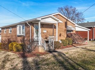 3401 6th Ave, Vienna, WV 26105