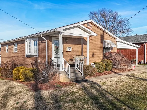 3401 6th Ave, Vienna, WV 26105