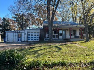 6 Highway Y, Viburnum, MO 65566