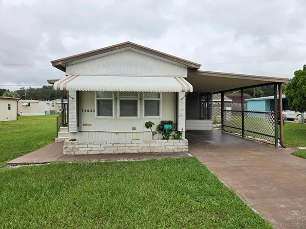 39033 Flora Ave, Zephyrhills, FL 33542