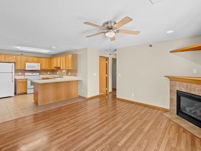 5924 Sutton Pl APT 8, Urbandale, IA, 50322