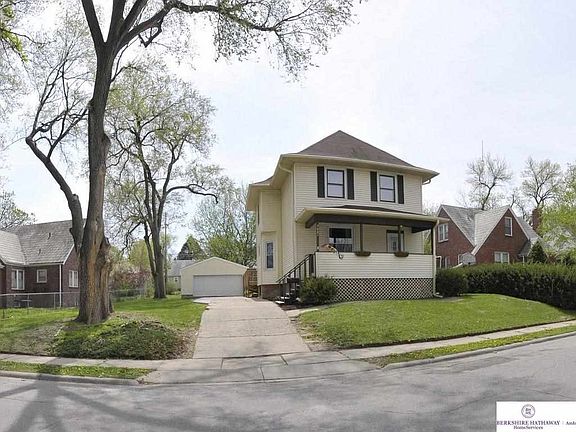 2nd image of 5027 Emmet St
