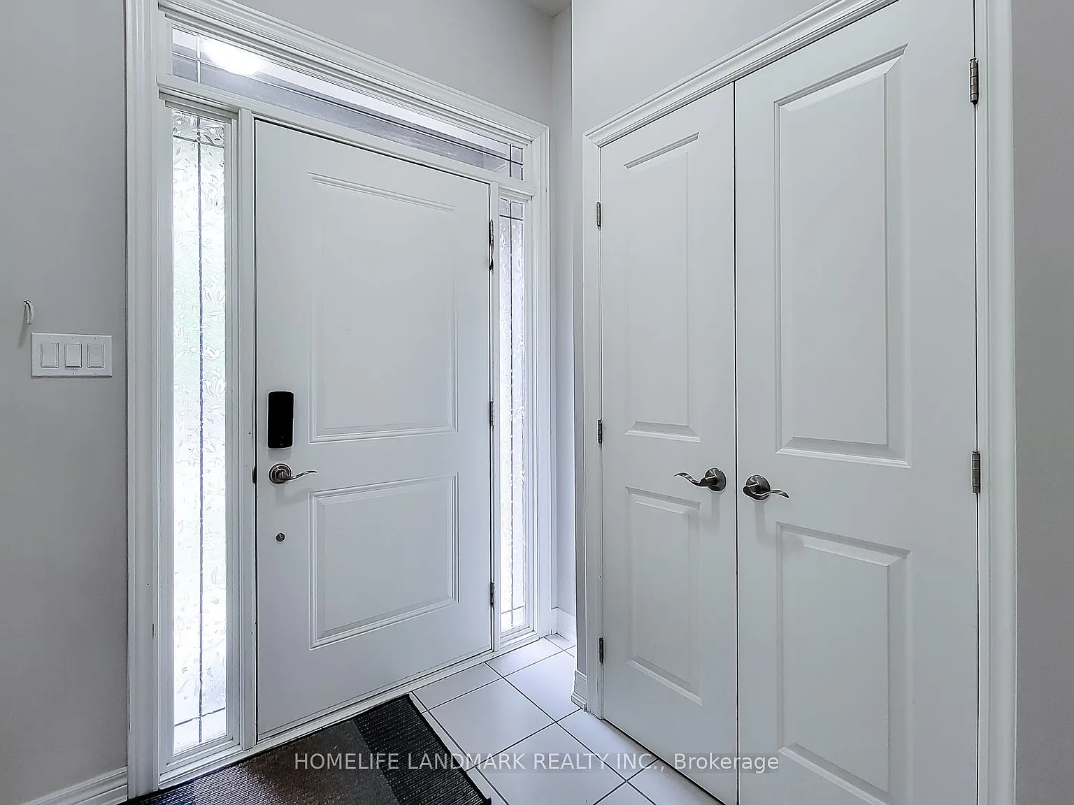 3 bed, $3,000 — Photo 4