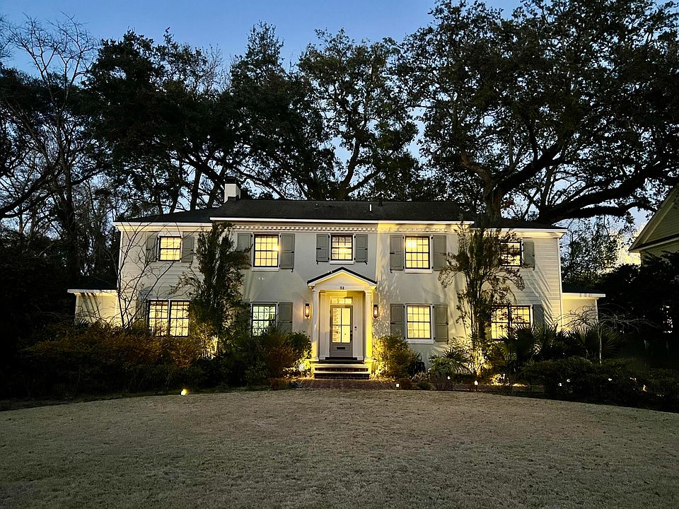 1st image of 32 Jamestown Rd