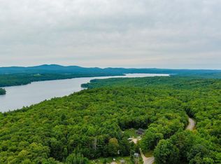 9 Roxbury Rd, Meredith, NH 03253