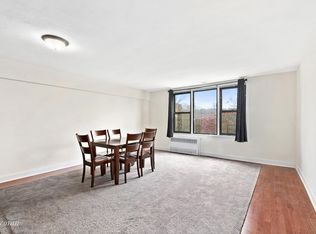 100 Colfax Ave APT 5A, Staten Island, NY 10306