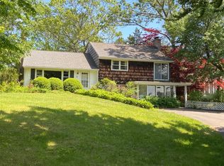 51 College View Hts, South Hadley, MA 01075