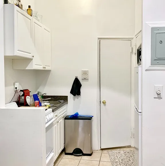 224 E 27th St #1C — Photo 5