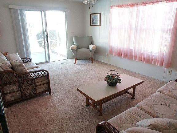 3rd image of 45 Camino Real Ct