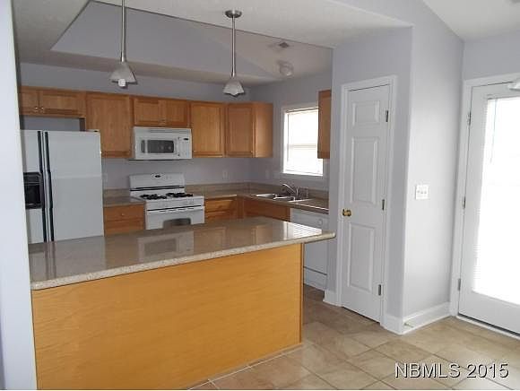 2nd image of 102 Sparta Way