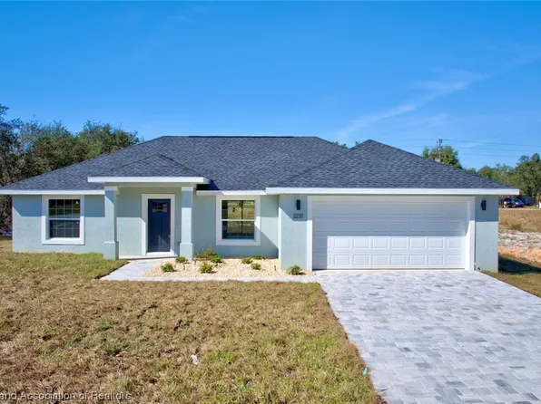 2237 N Larramore Rd, Avon Park, FL 33825