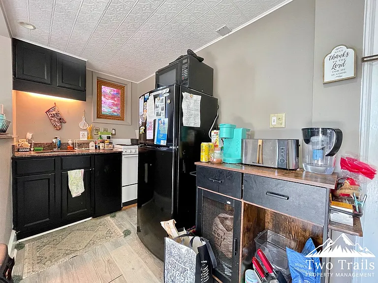 538 N Main St — Photo 7