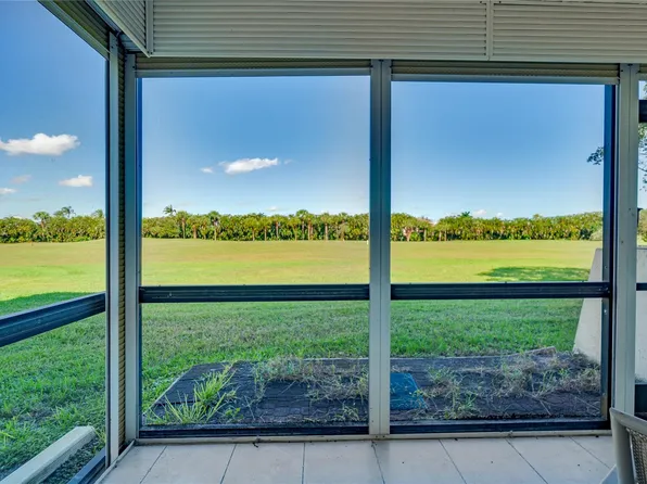 9411 N Hollybrook Lake Drive #110, Pembroke Pines, FL 33025