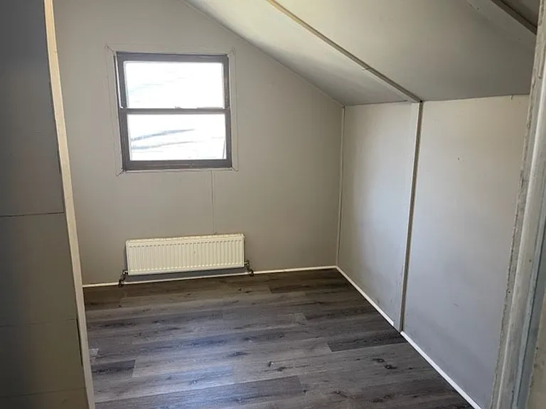 403 W Columbia Ave — Photo 4