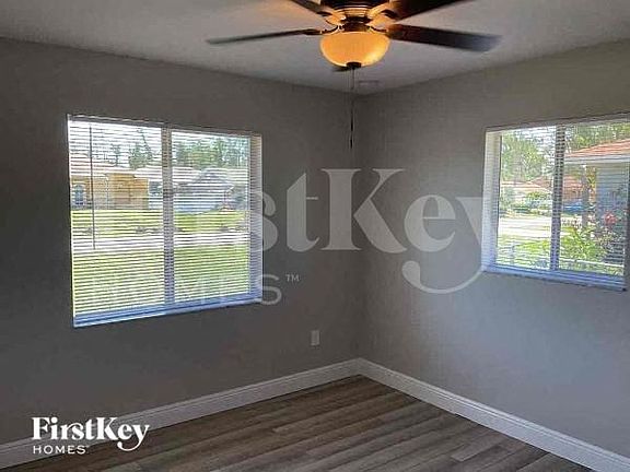 5th image of 19037 Tampa Rd S