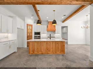 10642 Summerside Dr, Baker, LA 70714