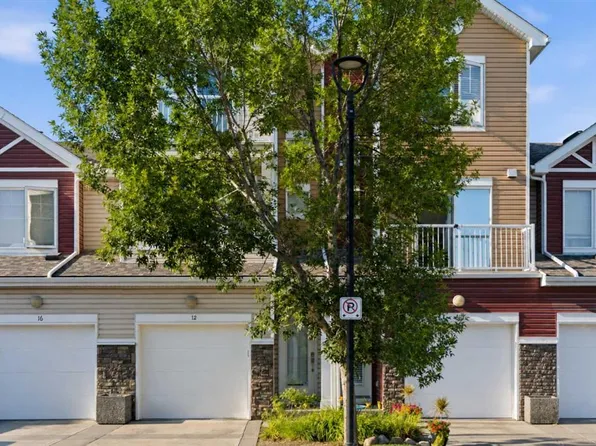 12 S Chaparral Ridge Park SE, Calgary, AB T2X 0E4