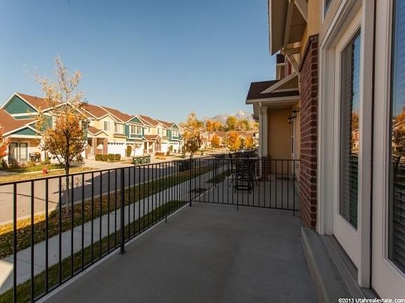 4th image of 1060 E Quarry Park Dr