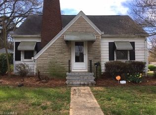 1112 Oak Grove Rd, Winston Salem, NC 27103