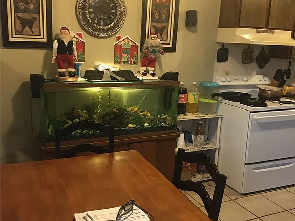 3rd image of 2805 Cypress Bend Cir APT B