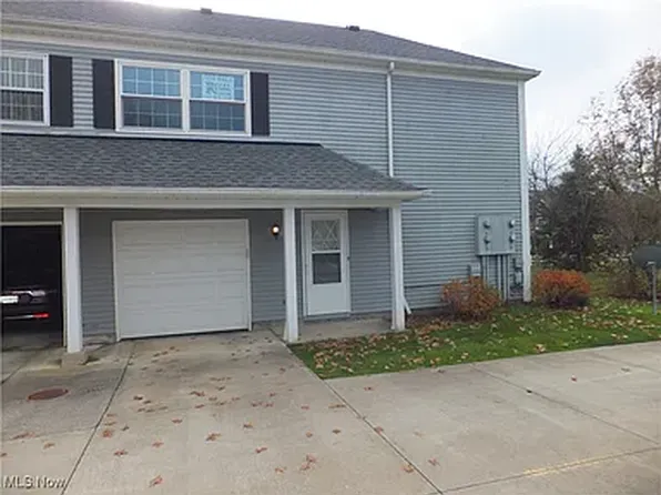 13846 Oakbrook Dr, North Royalton, OH 44133