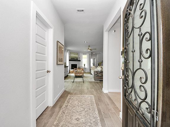 3rd image of 15943 Sycamore Maple Ln