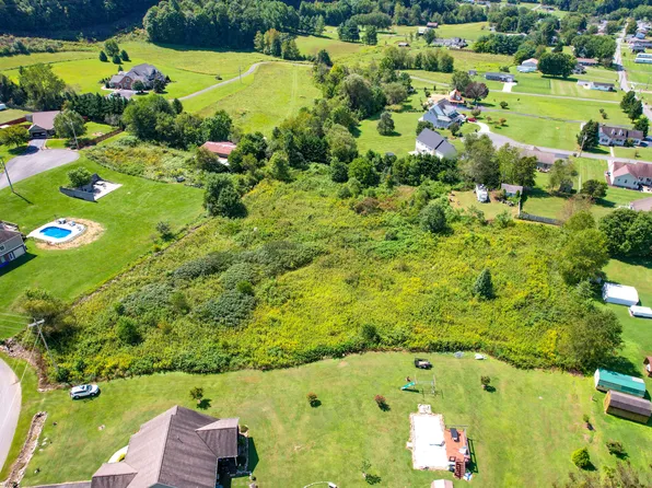 412 Brookside Dr, Bristol, TN 37620