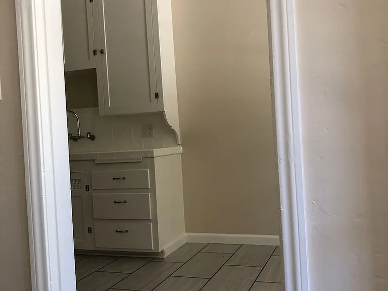 Elm Gate Apartments — Photo 15