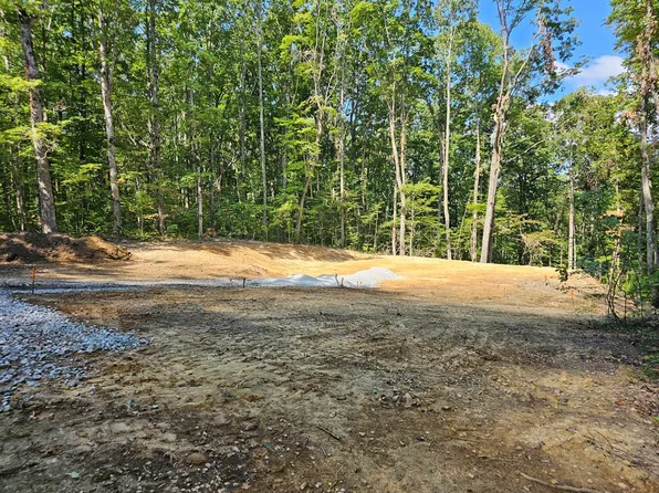 13850 Lantana Rd, Crossville, TN 38572