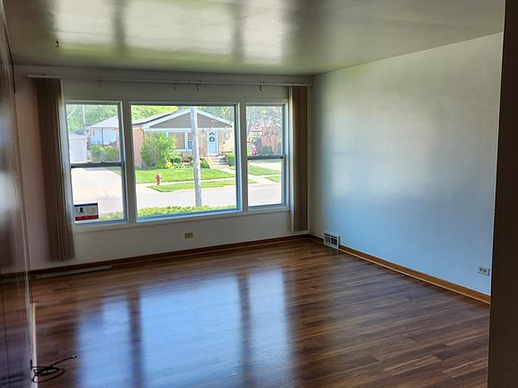 5th image of 248 Cherry Ln