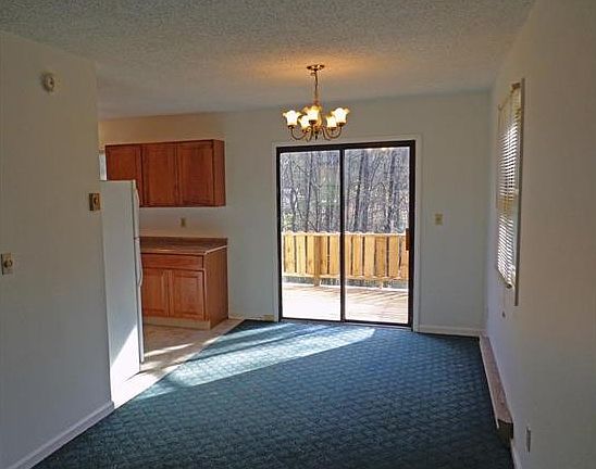 4th image of 131 Kingswood Dr