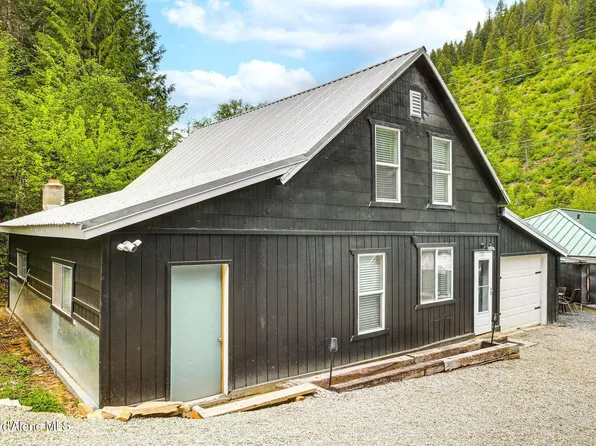 22 Theriault Dr, Avery, ID 83802
