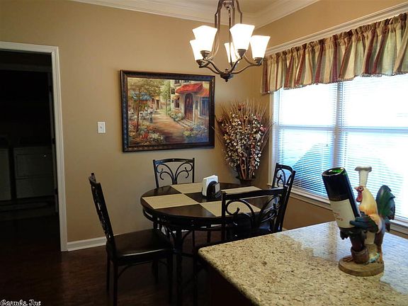 5th image of 906 Fawn Creek Dr